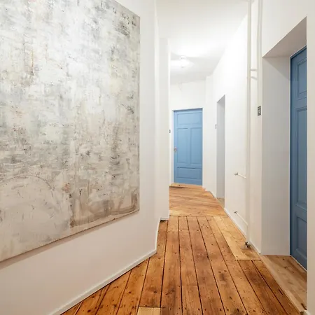 Homestay Kuenstlerzimmer In Der Haeselburg - Minimalistische